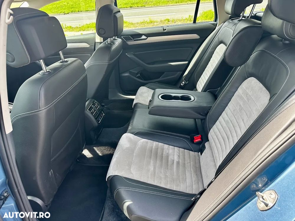 Volkswagen Passat 2.0 TDI DSG 4Motion Highline - 18