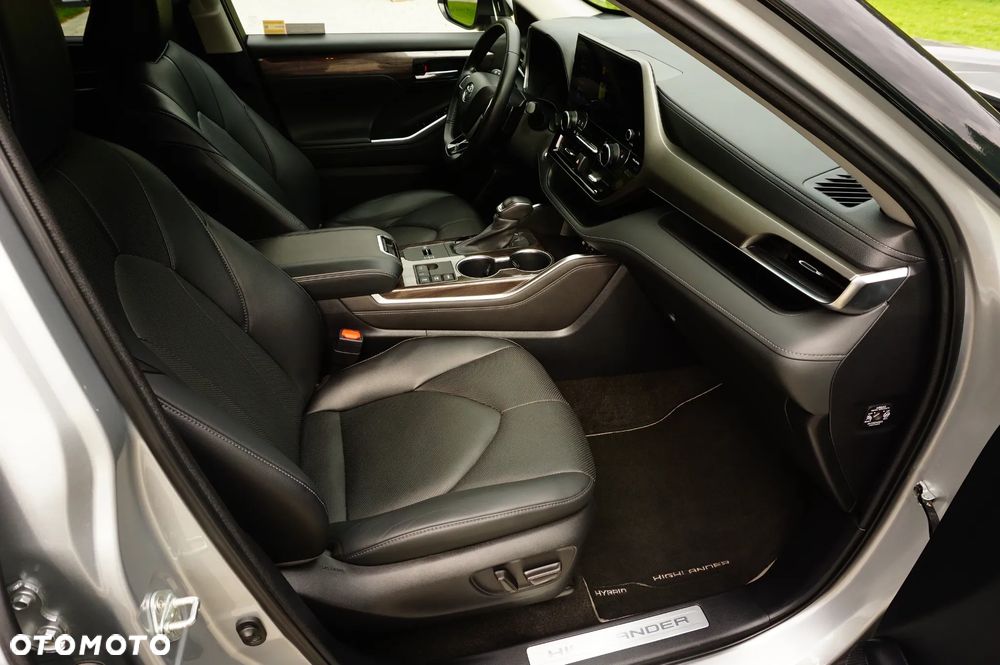 Toyota Highlander 2.5 Hybrid Prestige - 24