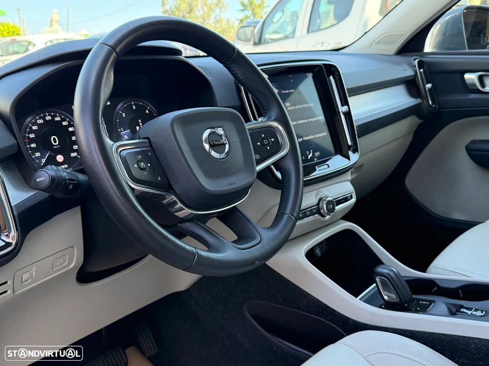 Volvo XC 40 2.0 D3 Momentum Plus Geartronic - 14