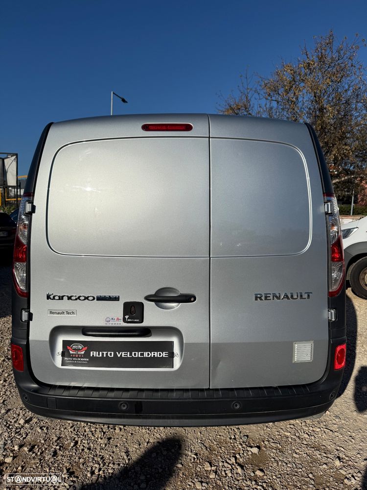 Renault Kangoo 1.5 dCl Blue 115 Maxi 4 Lugares - 6