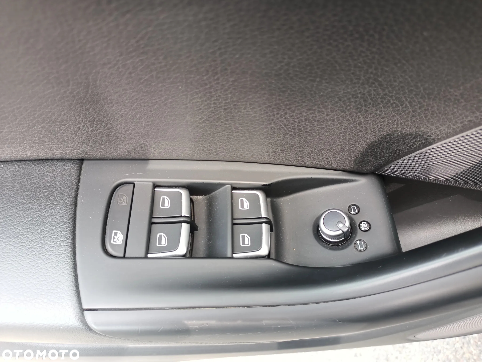 Audi Q3 2.0 TFSI quattro S tronic - 18