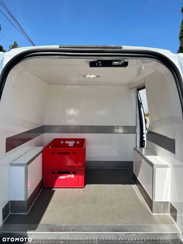 Ford Transit Courier - 7