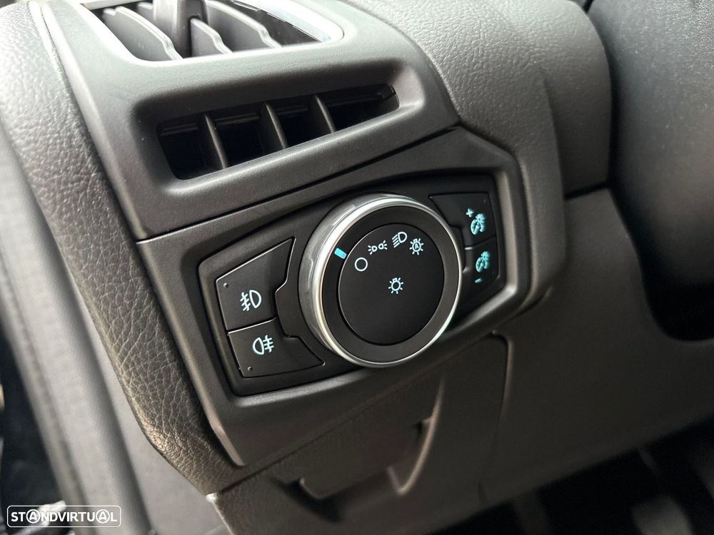 Ford Focus SW 1.5 TDCi EcoBlue Titanium - 14