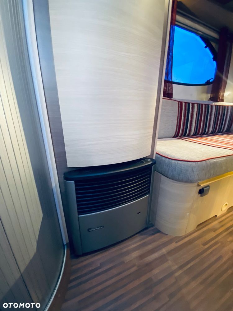 Adria Action 361 - 16