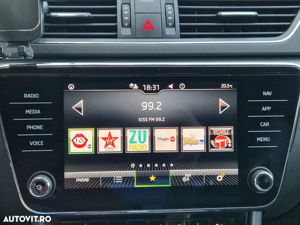 Skoda Superb 2.0 TDI DSG Ambition - 15