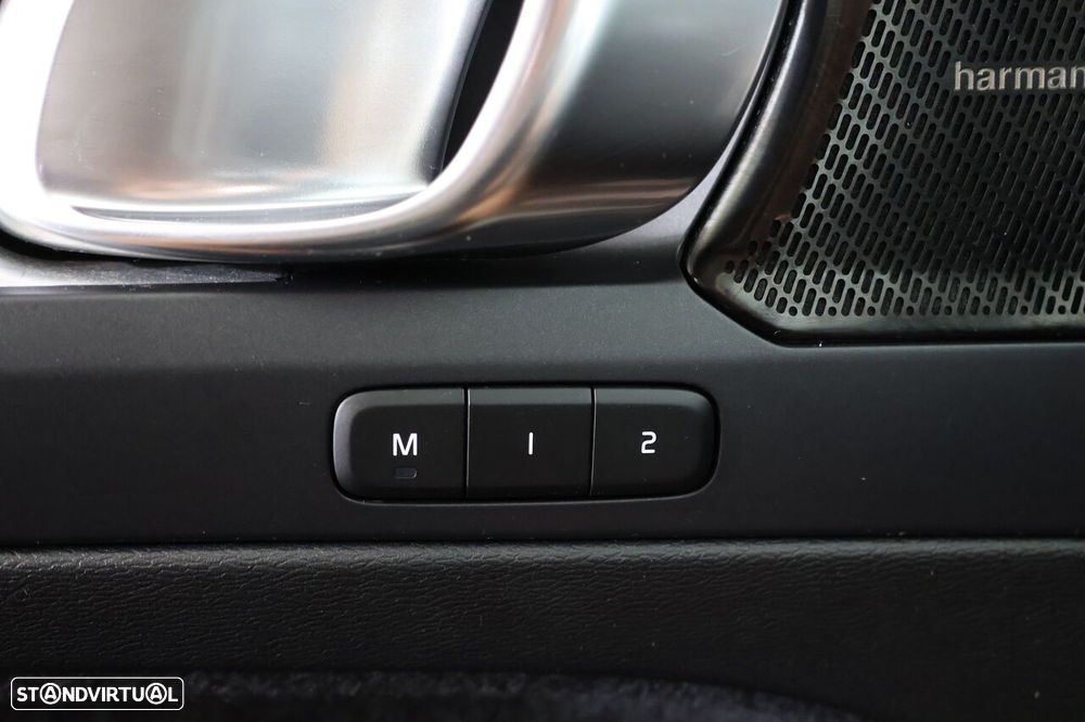 Volvo XC 40 1.5 T5 PHEV Inscription - 17