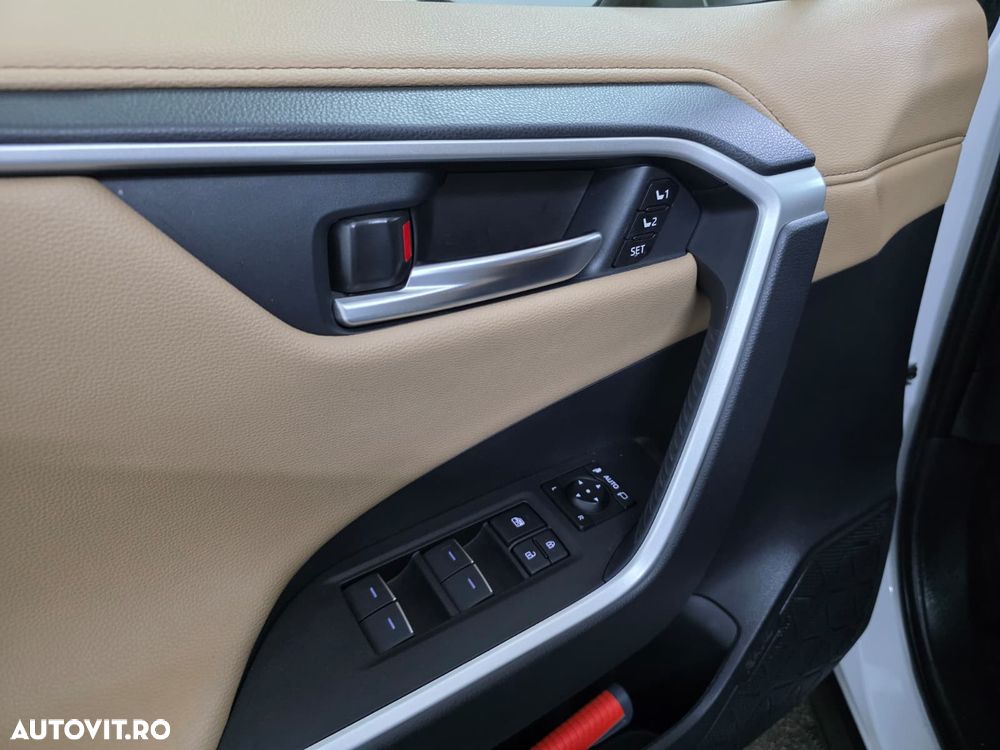 TOYOTA RAV4 2024 — imagine 15