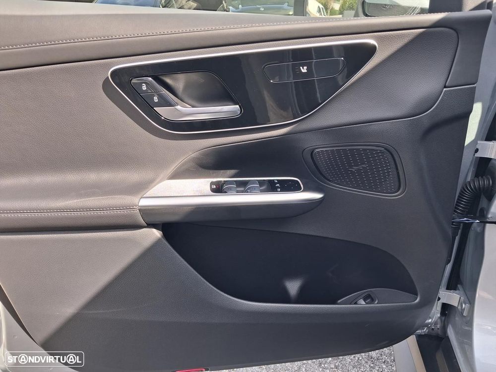Mercedes-Benz GLC 300 de 4Matic - 9