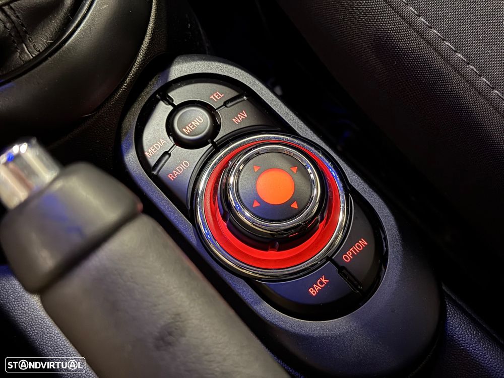 MINI 5 Portas Cooper D - 12