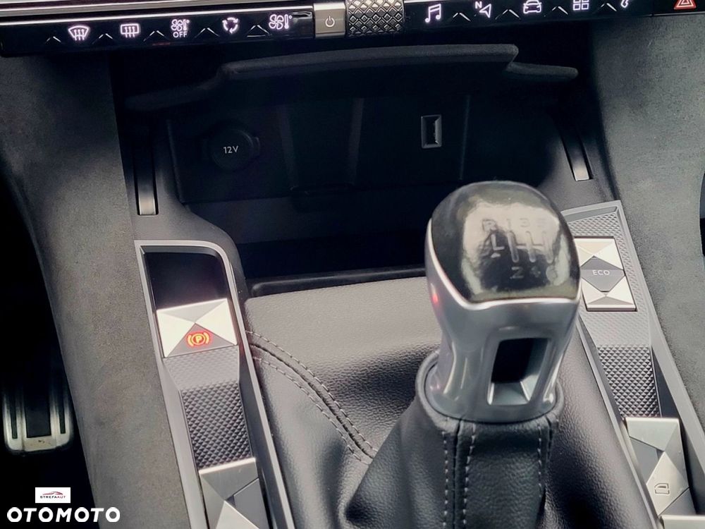 DS Automobiles DS 7 Crossback - 11