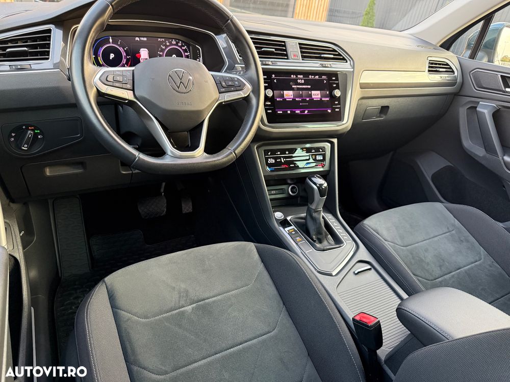 Volkswagen Tiguan 1.4 eHybrid OPF Elegance - 3