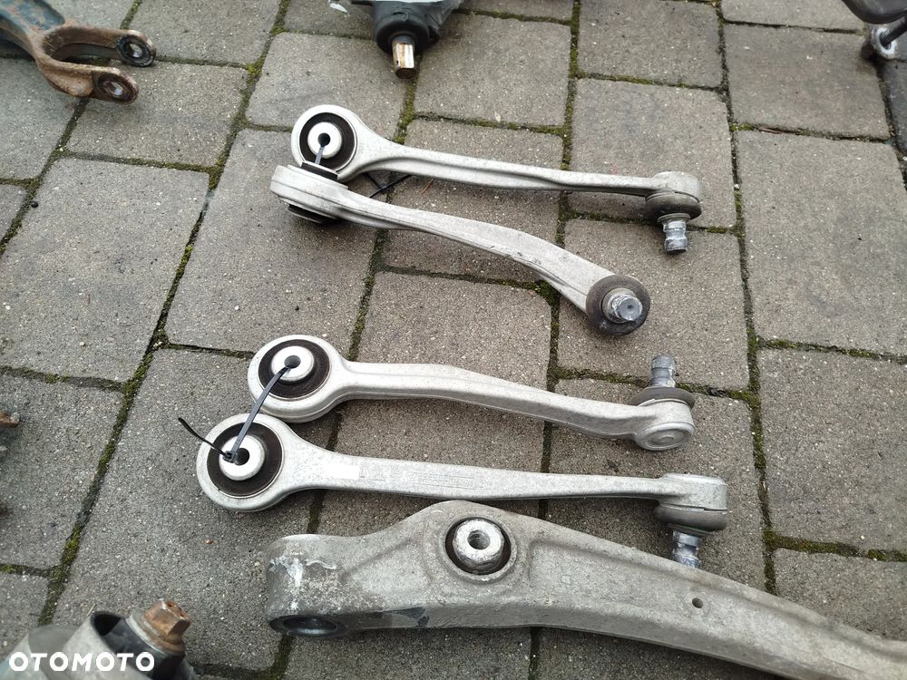 Audi A4 B8 1.8 2.0  zawieszenie wahacze amortyzatora sprężyny maglownica - 3