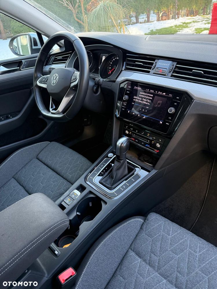 Volkswagen Passat 2.0 TDI SCR DSG - 14