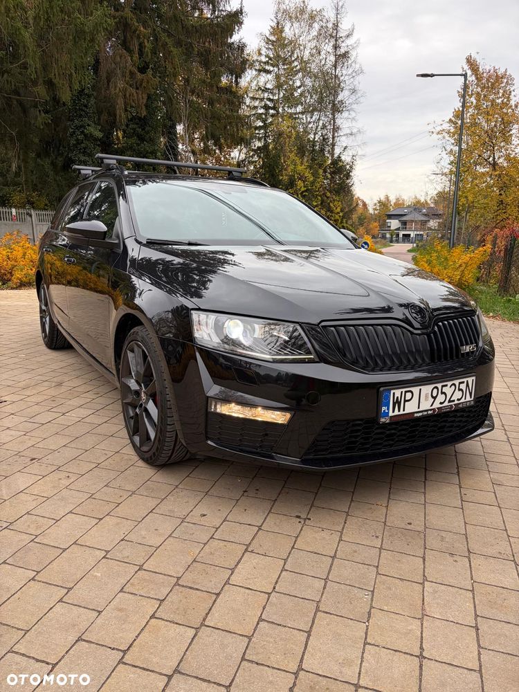 Skoda Octavia 2.0 TDI DSG RS - 28
