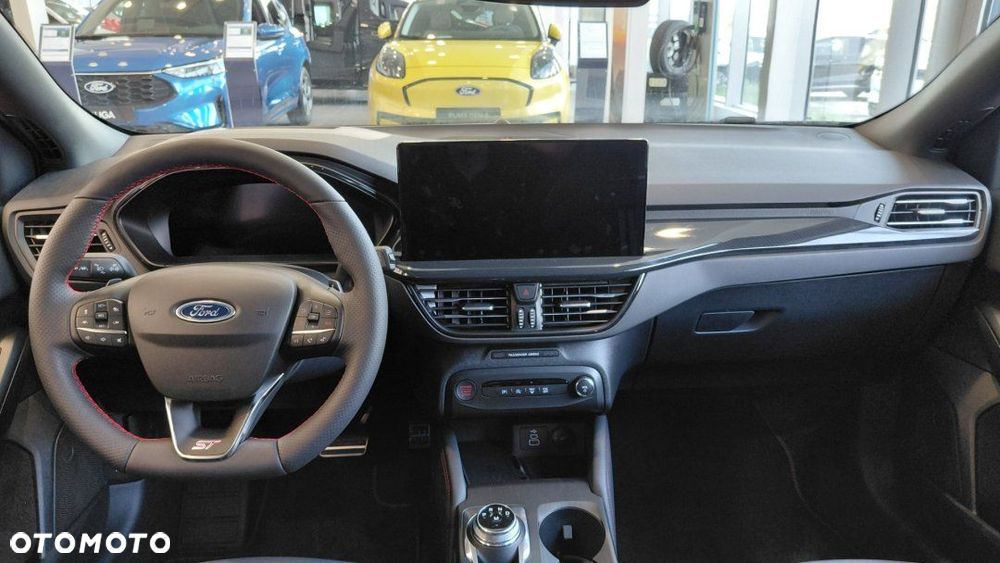 Ford Focus - 13