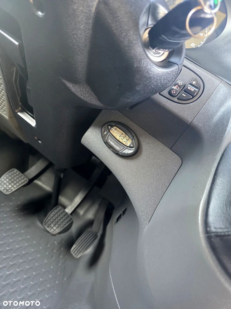 Iveco IVECO 35S13 2.3 HPI ŚREDNI WYSOKI KLIMA WEBASTO 193 T/KM PRZEBIEGU GWARANCJA - 28