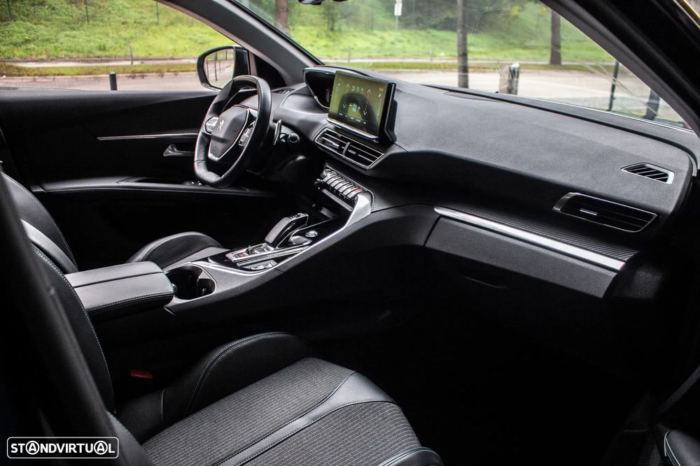 Peugeot 3008 1.6 Hybrid Allure e-EAT8 - 26