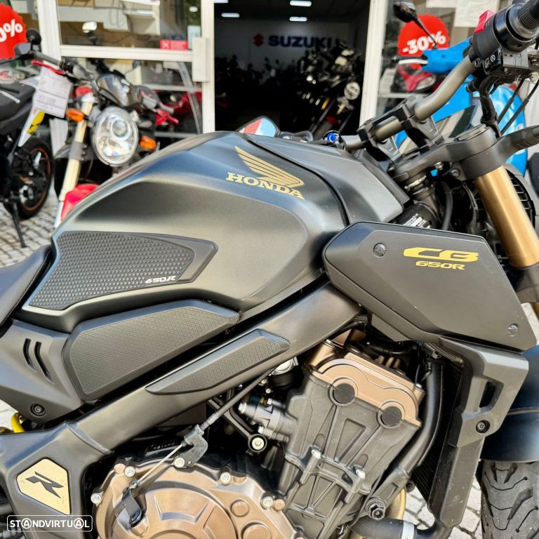 Honda CB 650 RA - 15