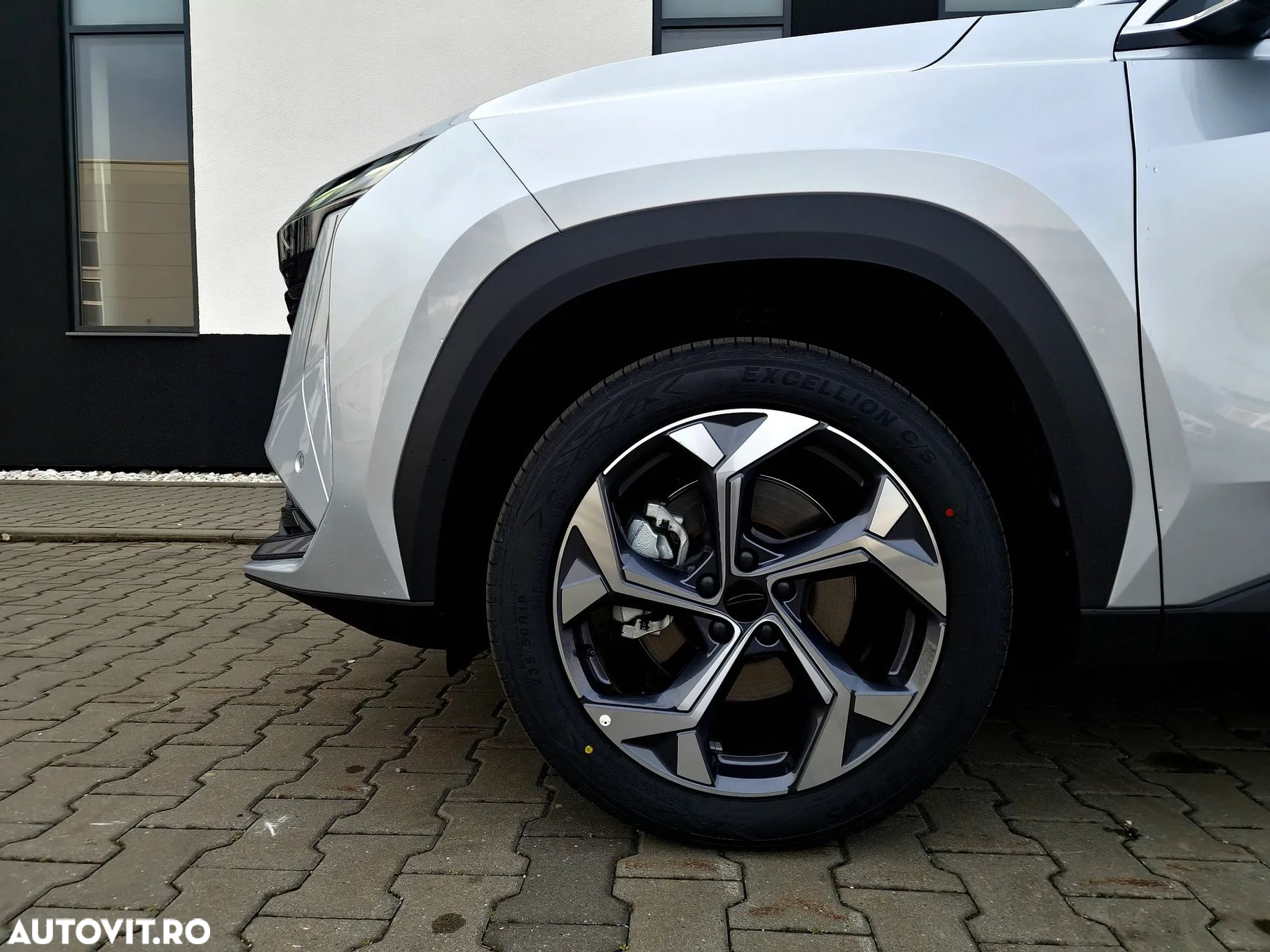 Geely Starray - 8