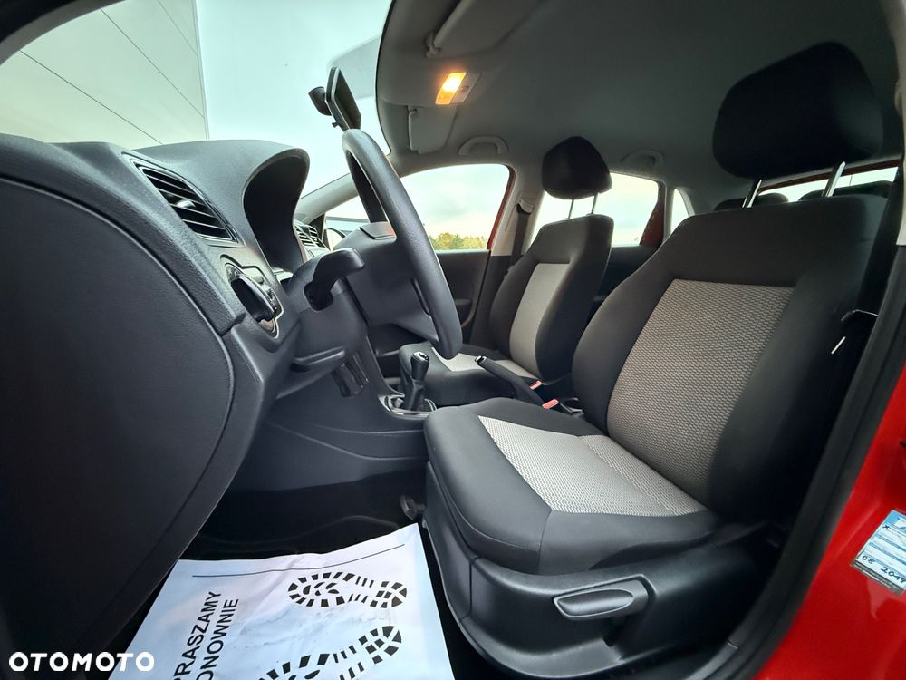 Volkswagen Polo - 13