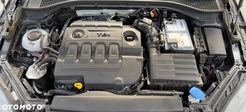 Skoda Superb 2.0 TDI 4x4 Sportline DSG - 8