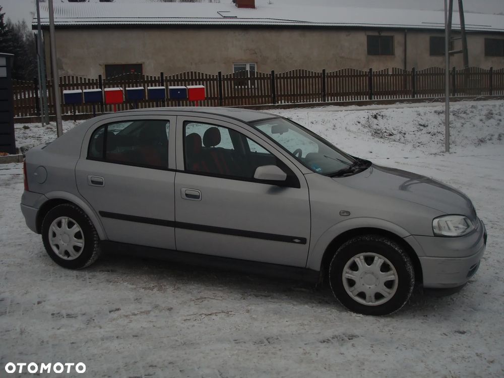 Opel Astra 1.6 Edition - 15