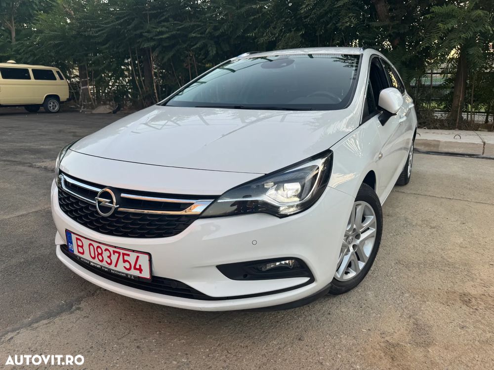 Opel Astra 1.6 D (CDTI) Sports Tourer Innovation - 1