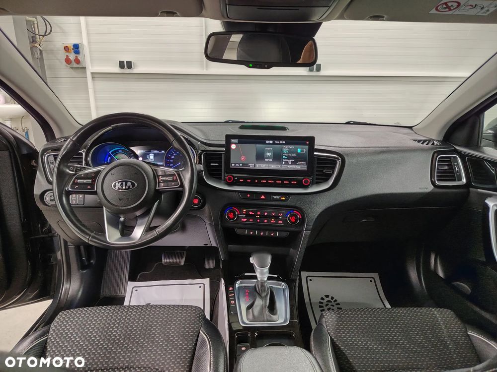 Kia XCeed 1.6 GDI PHEV Business Line DCT - 25