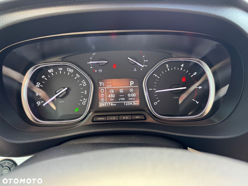 Toyota Proace Verso 2.0 D4-D Long VIP - 28