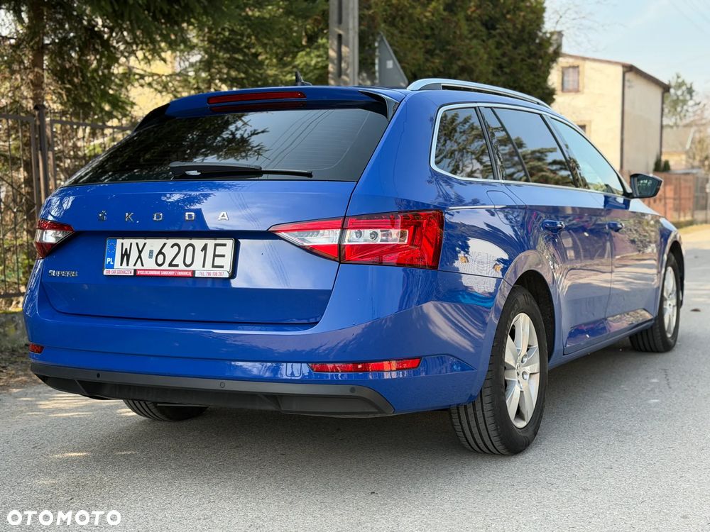 Skoda Superb 2.0 TDI SCR Ambition DSG - 5