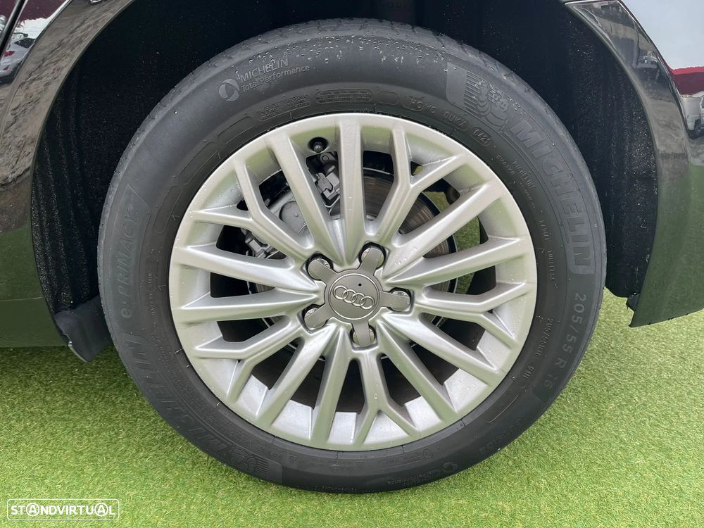 Audi A3 Sportback 1.6 TDI Attraction - 10