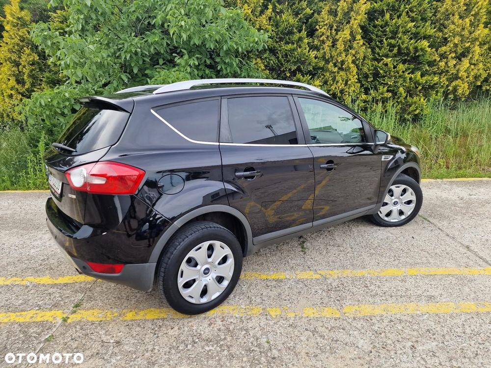 Ford Kuga 2.0 TDCi 4x4 Titanium - 23