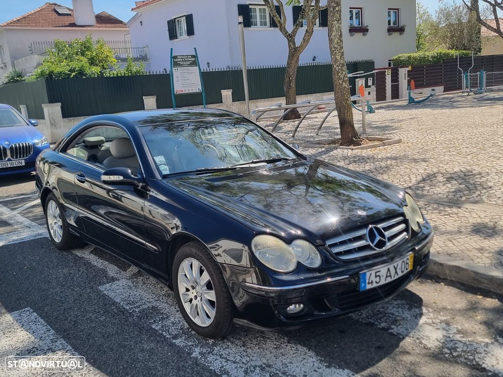 Mercedes-Benz CLK 220 - 4
