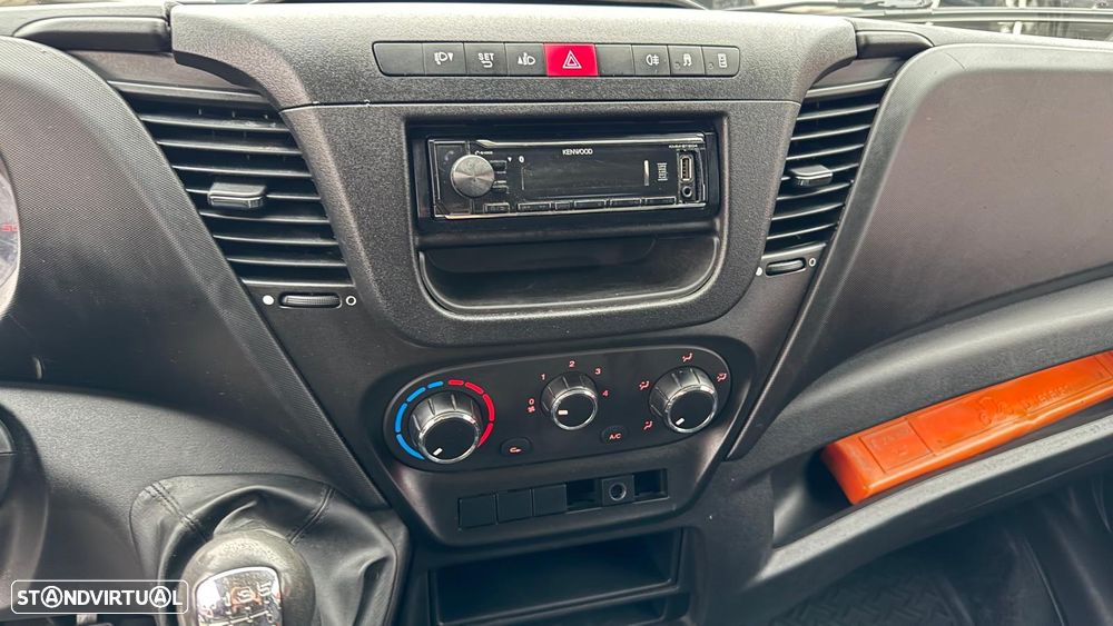 Iveco 35S18 PLATAFORMA - 11