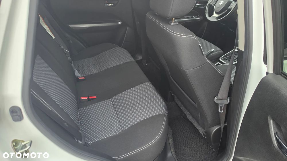 Suzuki Vitara 1.4 Boosterjet Hybrid Comfort+ - 31