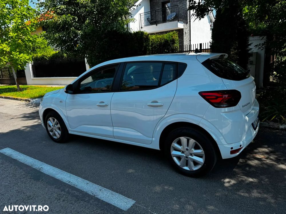 Dacia Sandero - 4