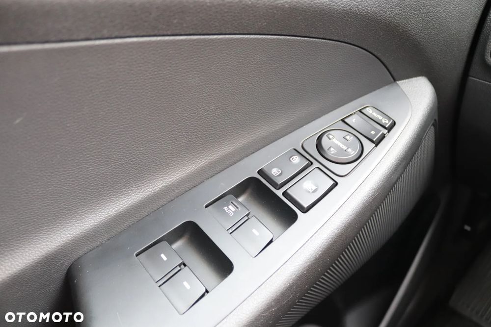 Hyundai Tucson 1.6 GDI BlueDrive Design 2WD - 31