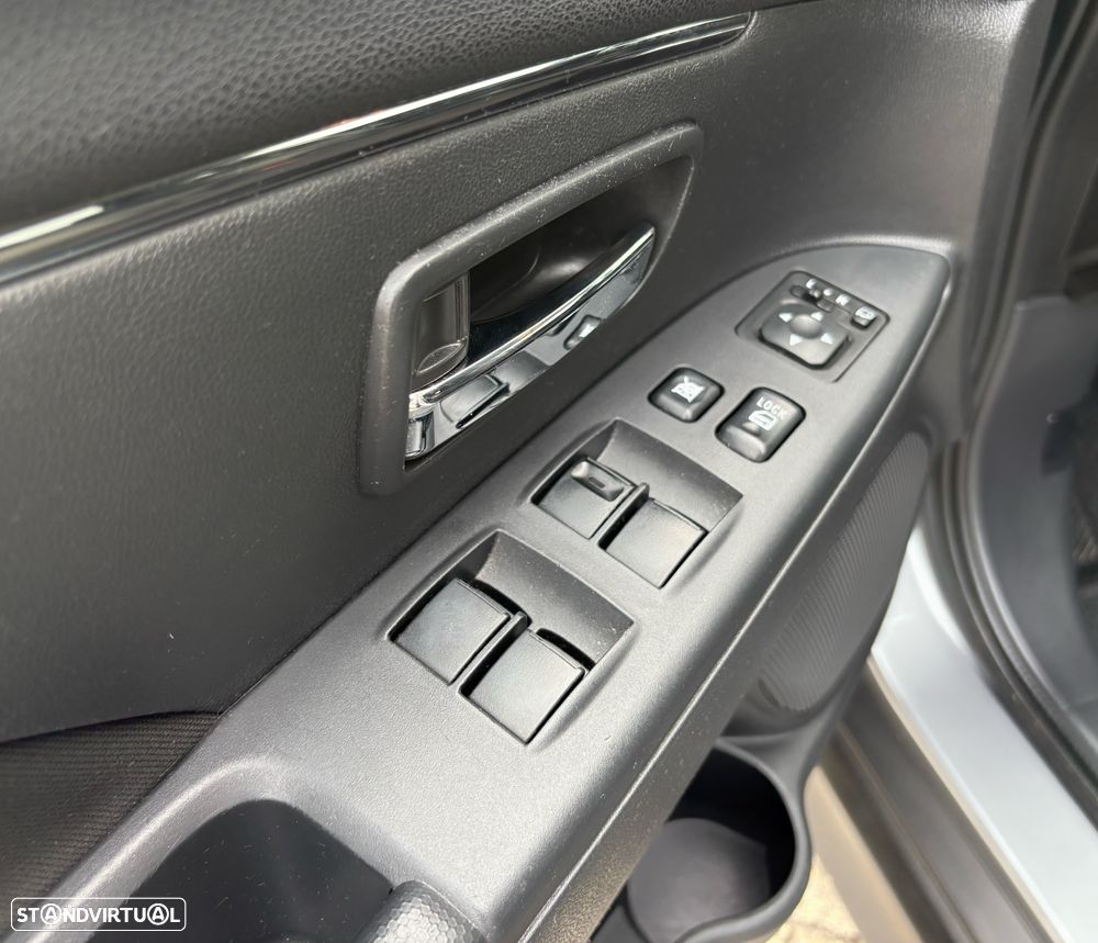 Mitsubishi ASX 1.8 DI-D Instyle - 13