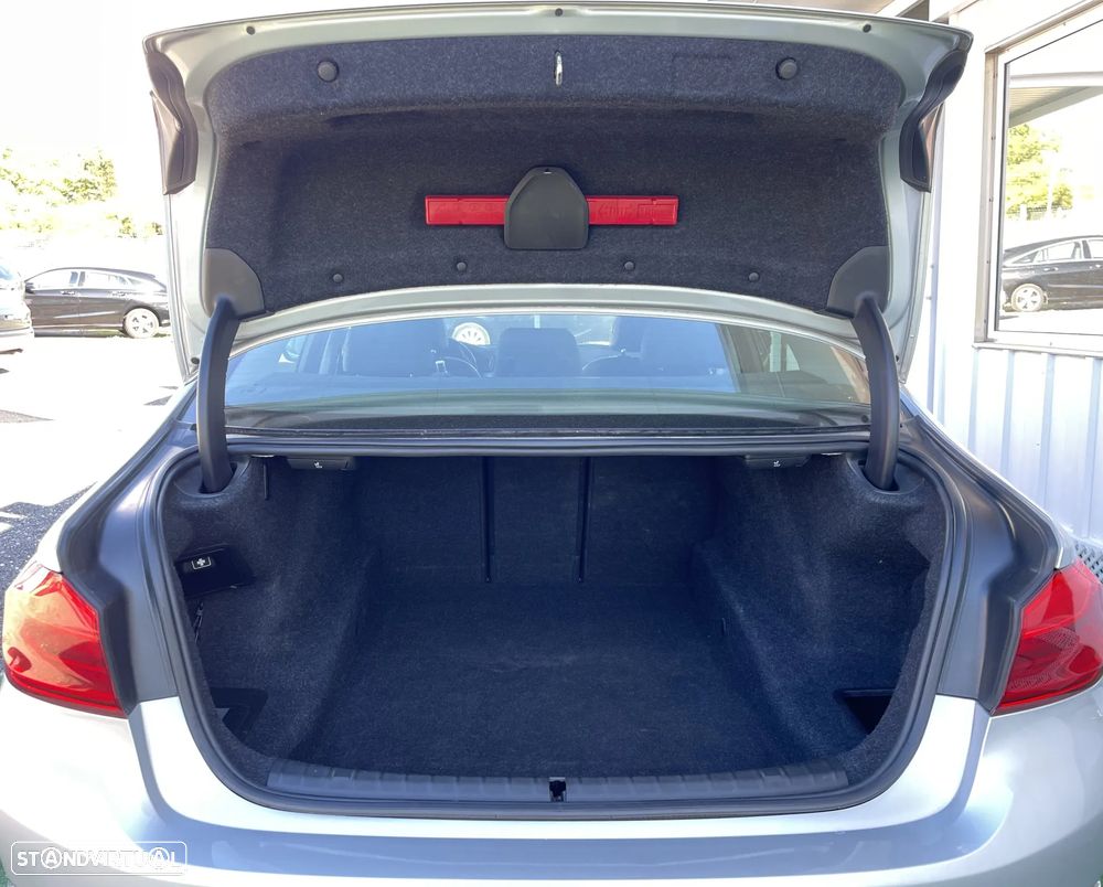 BMW 520 d Line Luxury Auto - 27