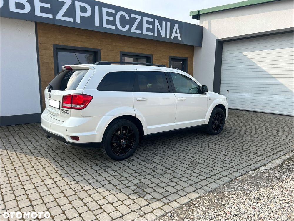 Fiat Freemont 2.0 Multijet 16V DPF Automatik Allrad Black Code - 28