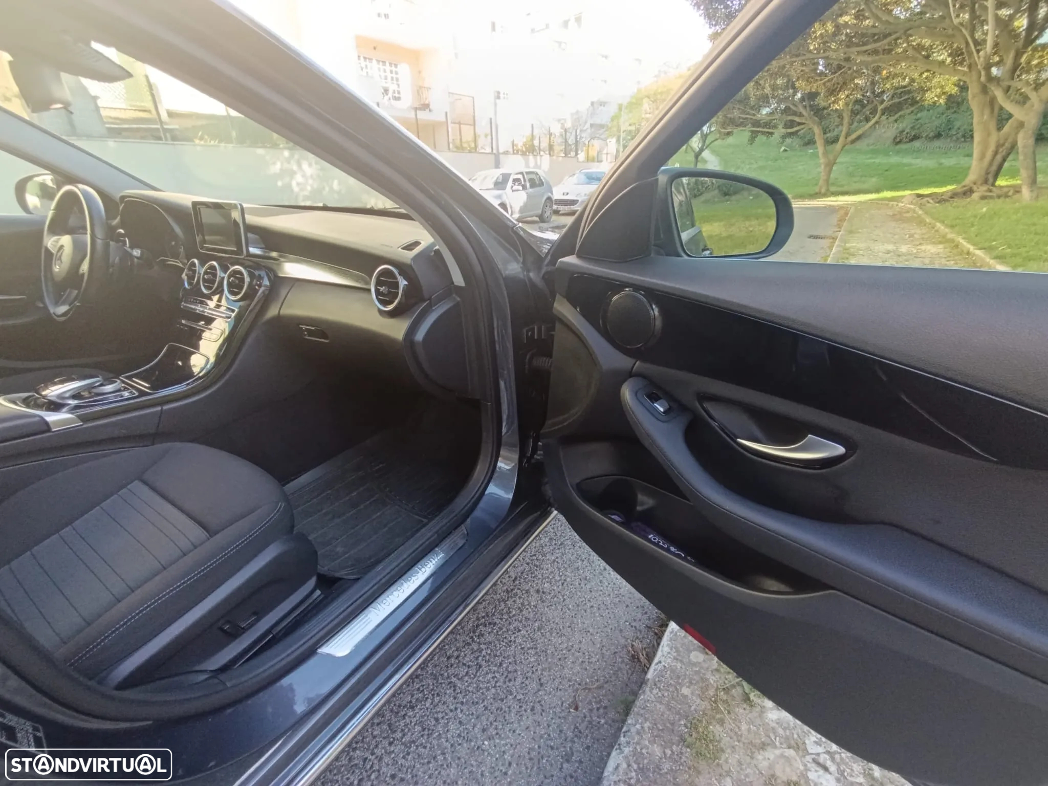 Mercedes-Benz C 200 BlueTEC Avantgarde+ Aut. - 31