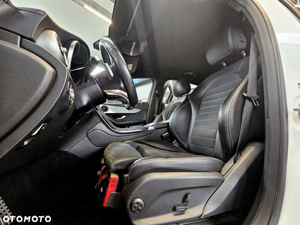 Mercedes-Benz GLC - 15