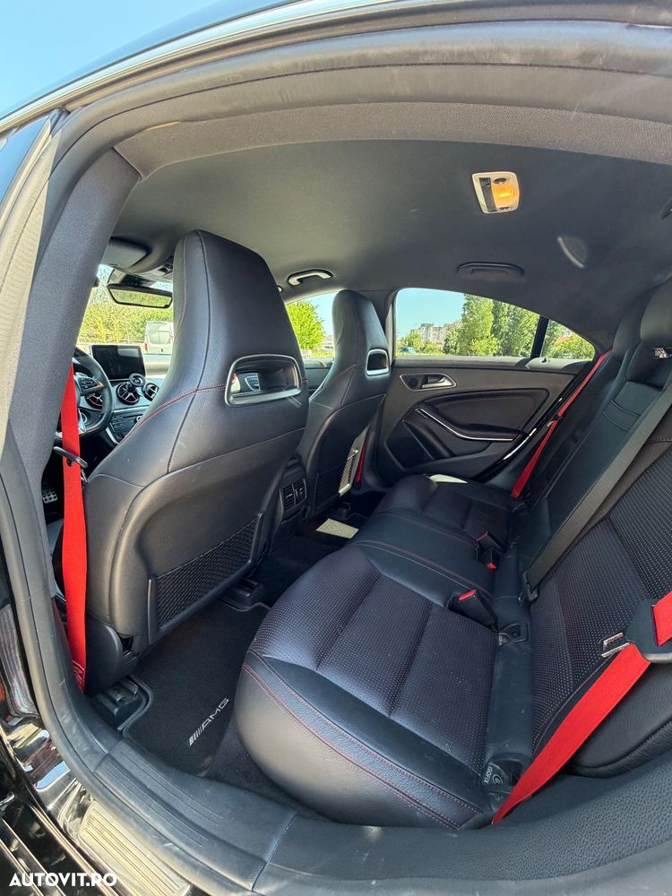 Mercedes-Benz CLA 45 AMG 4MATIC Aut. - 22