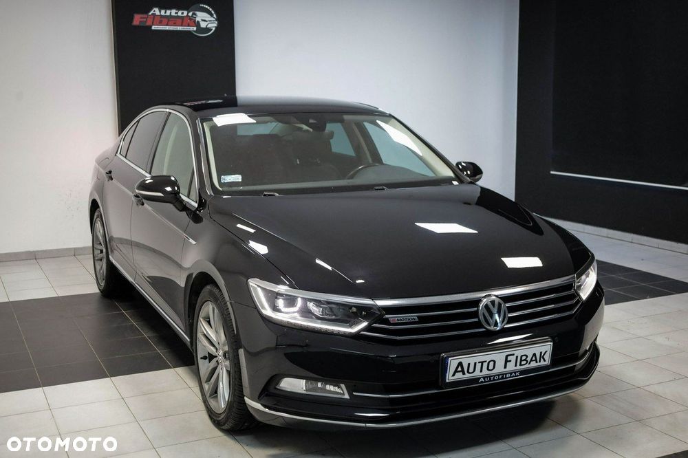 Volkswagen Passat - 4