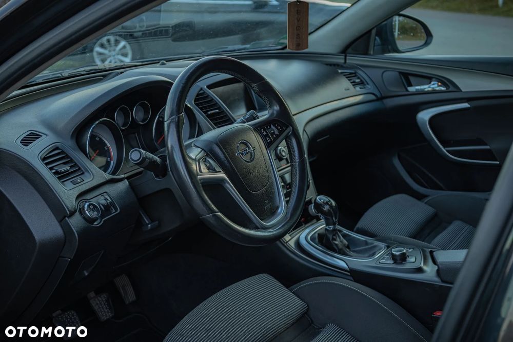 Opel Insignia 2.0 CDTI Edition - 9