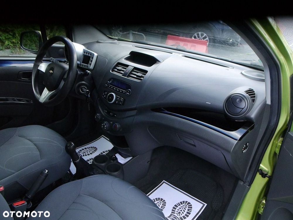 Chevrolet Spark 1.2 LT+ - 25