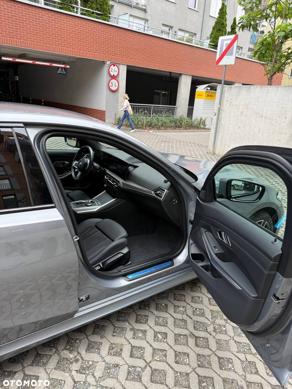 BMW Seria 3 318i - 13