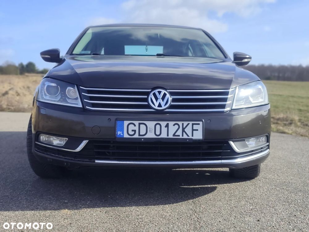 Volkswagen Passat 2.0 TDI Comfortline DSG - 3