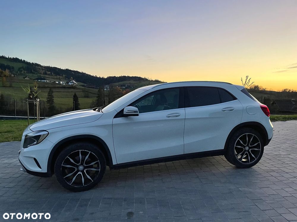 Mercedes-Benz Gla 2016 photo 5