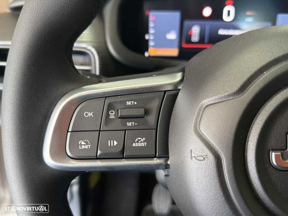 Jeep Avenger 1.2 GSE T3 Altitude - 22